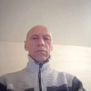Виталий, 55 лет, Тобольск