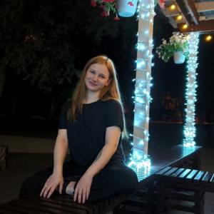 Девушки в Новосибирске: Юлия, 25 - ищет парня из Новосибирска