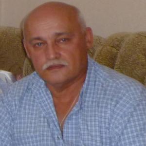 Alexander, 67 лет, Томск