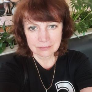 Девушки в Екатеринбурге: Наталья, 52 - ищет парня из Екатеринбурга