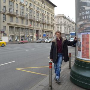 Парни в Жигулевске: Валериан, 70 - ищет девушку из Жигулевска