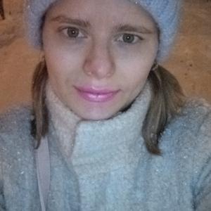 Девушки в Серпухове: София, 30 - ищет парня из Серпухова