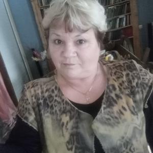 Девушки в Владивостоке: Людмила, 63 - ищет парня из Владивостока