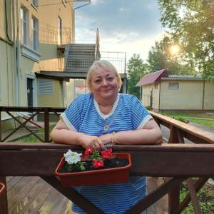 Девушки в Перми: Валентина, 64 - ищет парня из Перми