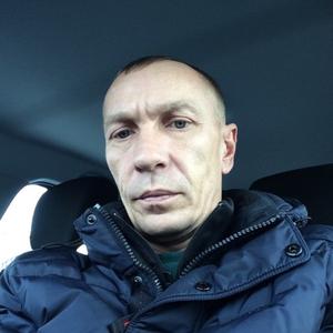 Юрий, 49 лет, Сургут