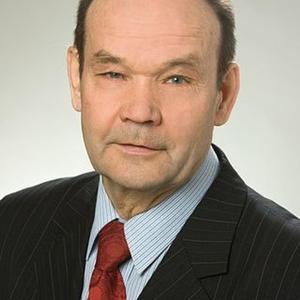 Николай, 68 лет, Киров
