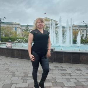 Девушки в Могоче: Юлия, 41 - ищет парня из Могочи