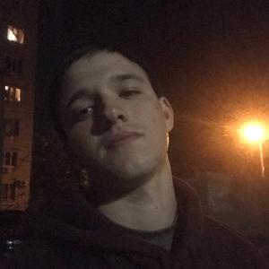 Парни в Волгограде: Иван, 23 - ищет девушку из Волгограда