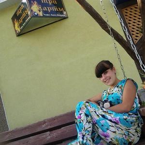 Девушки в Калинковичах: Карина Саакян, 32 - ищет парня из Калинковичей
