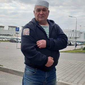 Парни в Казани (Татарстан): Ilfat, 52 - ищет девушку из Казани (Татарстан)