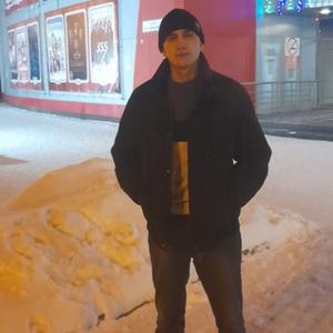 Парни в Киселевске: Ваня, 25 - ищет девушку из Киселевска