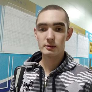 Парни в Чкаловске: Максим Седов, 27 - ищет девушку из Чкаловска
