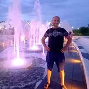 Парни в Черногорске: Сергей, 42 - ищет девушку из Черногорска