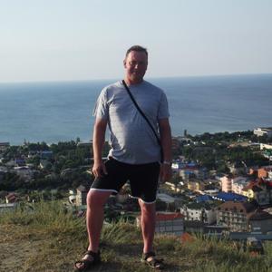 Парни в Пскове: Виталий, 50 - ищет девушку из Пскова