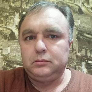 Руслан, 49 лет, Миллерово