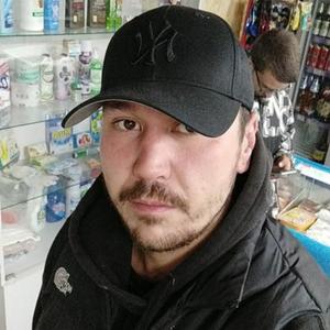 Вадим, 32 года, Серов