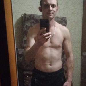 Александр, 33 года, Белово