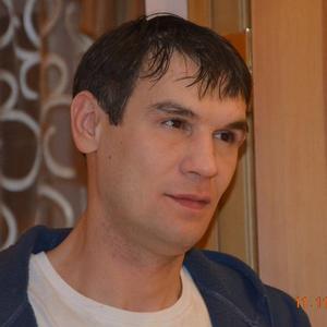Парни в Ухте (Коми): Эльдар Булатов, 44 - ищет девушку из Ухты (Коми)