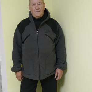 Юрий, 68 лет, Большой Камень