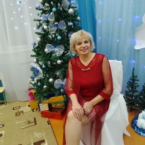 Девушки в Бийске: Ольга Копылова, 54 - ищет парня из Бийска
