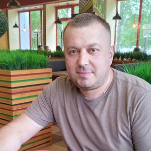 Олег, 40 лет, Сургут