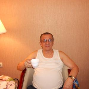 Petr, 73 года, Владивосток