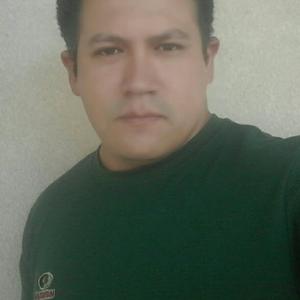 Carlos, 37 лет, Cochabamba