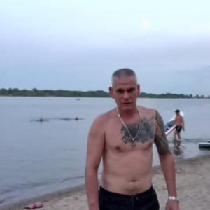 Парни в Саратове: Антон, 38 - ищет девушку из Саратова