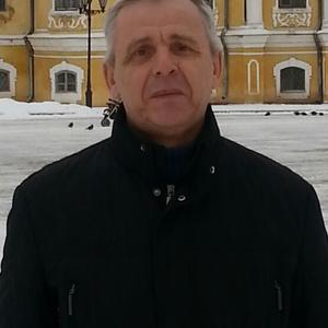 Леонид, 70 лет, Санкт-Петербург