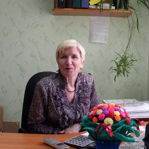 Людмила, 69 лет, Глазов