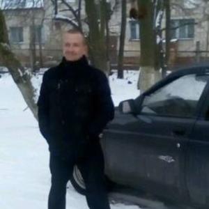 Парни в Смоленске: Виталий, 37 - ищет девушку из Смоленска