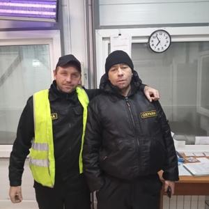 Парни в Новокузнецке: Михаил, 42 - ищет девушку из Новокузнецка