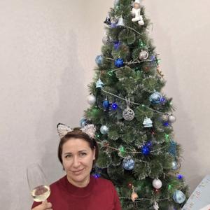 Девушки в Новороссийске: Алкоголичка, 41 - ищет парня из Новороссийска