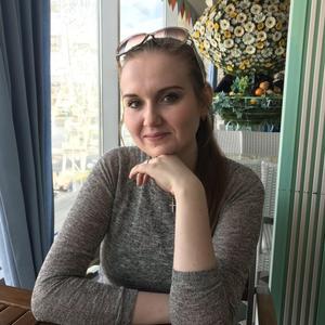Девушки в Ульяновске: Марина, 32 - ищет парня из Ульяновска