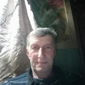 Олег, 56 лет, Южно-Сахалинск