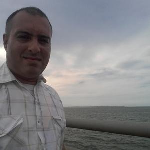 Парни в Maracaibo: Enrique, 34 - ищет девушку из Maracaibo