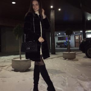 Людмила, 25 лет, Дубаи