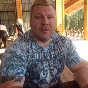 Парни в Звенигороде: Денис, 43 - ищет девушку из Звенигорода