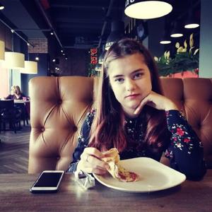 Девушки в Липецке: Алина, 18 - ищет парня из Липецка