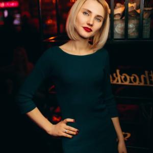 Девушки в Смоленске: Ольга Захаренкова, 30 - ищет парня из Смоленска