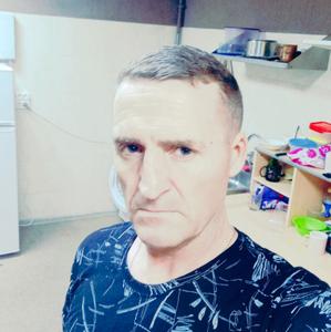 Парни в Твери: Сергей, 45 - ищет девушку из Твери