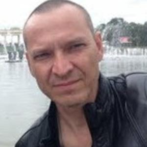 Денис, 45 лет, Астрахань