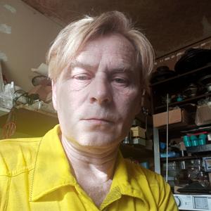 Анатолий, 54 года, Смоленск