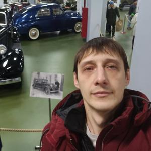 Парни в Якутске: Владимир, 41 - ищет девушку из Якутска