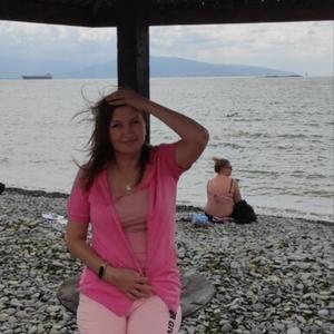Девушки в Ставрополе: Алина, 46 - ищет парня из Ставрополя
