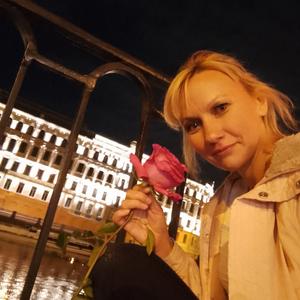 Девушки в Санкт-Петербурге: Элеонора, 31 - ищет парня из Санкт-Петербурга