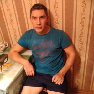 Александр, 39 лет, Юрга