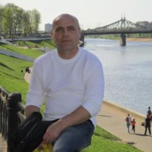 Андрей, 54 года, Озеры
