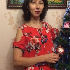 Девушки в Ломоносов: Наталья, 46 - ищет парня из Ломоносов