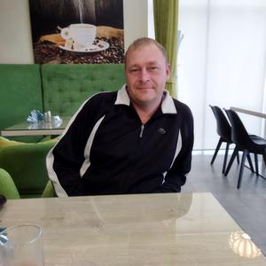Парни в Владивостоке: Александр, 45 - ищет девушку из Владивостока